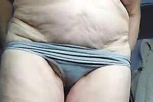 oma fucks hairy pussy with cucumber