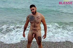 Want to see this gay bodybuilder compilation with monster cocks?