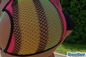 SPERMSWAP HOTTIES SHARE CUMSHOTS IN THIS SCENE!!