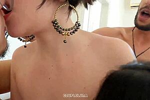 Brazilian amateurs coupleluna and mano nico swap partners for intense squirting fuck