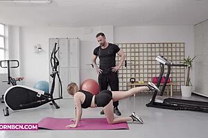 Hardcore rough sex with busty blonde latina and her muscular big cock personal trainer 😈💪