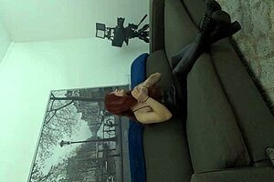 daisy marie explores anal pleasures in left position