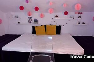 Nude Amateur College Girl Rubs Wet Pussy Lips In Homemade Masturbation Leading To Squirting And Cum