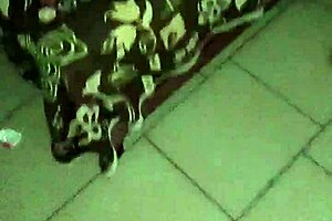 mi compa hetero queria experimentar con mi polla grande!