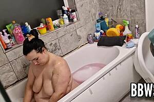 pervert spies on bbw washing giant floppy tits in bath