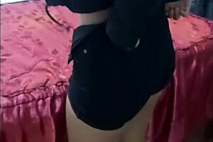 Amateur gets paid for big ass assfucking and creampie out of need