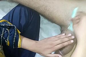 i tease my muslim sister with big dick