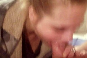 Amateur Indian Mommy Deepthroats Sloppy Blowjob Homemade