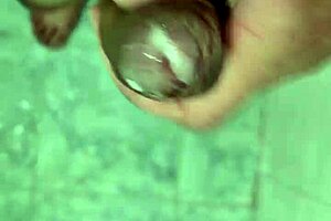 I saw this cute neighbor suckin penis in the shower, oh man