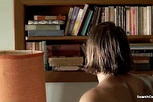 जोडी बाल्फोर क्वॉरी एस01ई01 सॉफ्टकोर सीन में टीज करती है