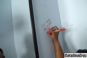 Lee Stone throat fucks Natasha Dulce at gloryhole