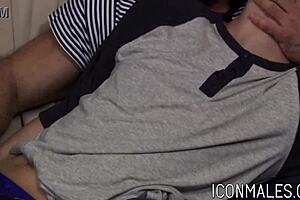 hot daddy jaxton wheeler passionately fucks little sam truitt with big cock and cumshot