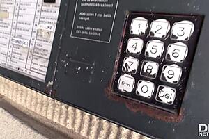 cock-addicted teen 18+ hottie akasha cullen swallows delivery guys dick & cum