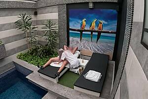 I called the room service girl and she gave me a blowjob until I finished in her mouth