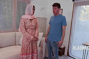 If There's Cash, I'm Going Full Haram With Hijab Blowjob And Ride.