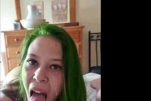 Latina mamada with big ass sucking