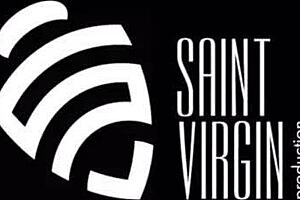 hot milf showing off big tits solo