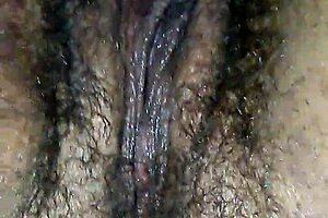 i love sucking on that wet hairy pussy so much