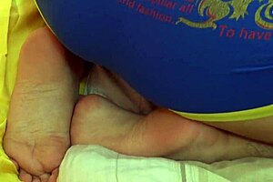 Gay Twink Receives Bare Feet Attention