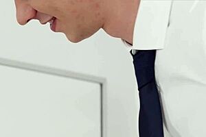 Candee Licious Finally Fucks Her Virgin BFF After Years Of Begging?