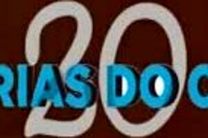 Latina milf cheats with neighbor for shower fix