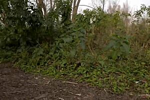 Petite teen gets fucked in public park, almost caught during outdoor amateur sex