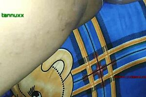 Desi bhabhi group massage turns into hardcore fucking