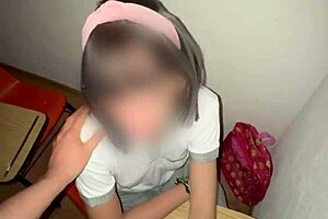 why can't you hold back from sucking dick in class?