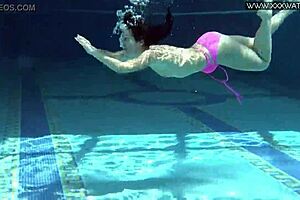 Hot Russian Jessica Lincoln Strips Bikini for Tight Shaved Shower on Beach