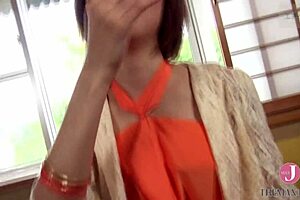 miki likes middle-aged men wants to fuck