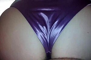 Amateur couple explores intimate moments!