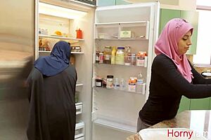 Hey, stepdaughter in hijab rides my white cock hard - Ella Knox! 😍