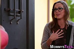 teen stepdaughter scissoring with mother in law