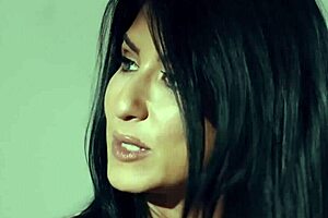 i passionately finger and lick handsome young dyke's pussy