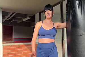 Gorgeous Brunette Met At The Gym