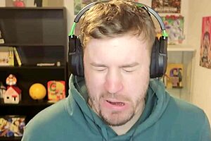 Imagining 2B on the Casting Couch