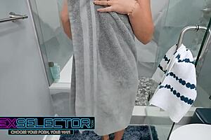 Mae Milano's wild pounding session.