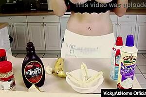 milf vicky vette sucks big cock for cumshot