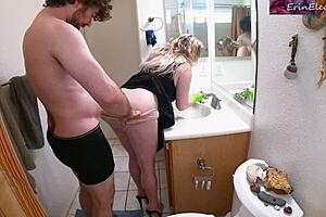 Stepmom Gets Fucked Hard While Cleaning The Bathroom