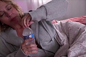 Oops, made my stepmom Brianna Beach cum by accident! 😅