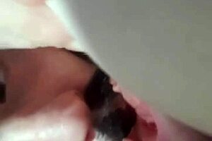 Soumise explores intriguing anal sensations with toys.