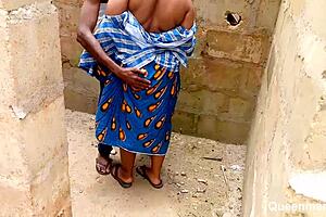 Suggestive Site Manager Fucks Madam Outdoors While Boss Watches