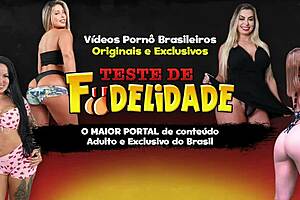 Suruba with hot friends at carnival blowjob and ass action