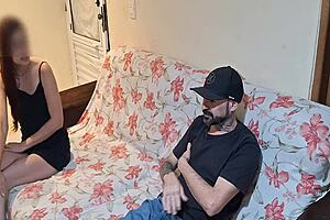 wow, maduro plays domino with stepdaughter, notices no panties! 😲