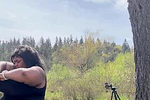 Sexy chubby BBW Remi getting BBC on top of a giant rock 😍