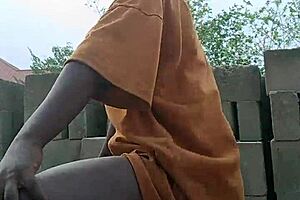 Crazy bitch shows ass dance to family