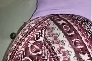 Worship The Huge Ebony MILF Wife's Big Ass In This Amateur Fetish Scene!