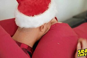 Deacon, Bentley, Kurt go bareback in wild gay threesome!