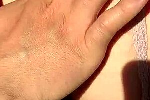 mi novio lame mi vagina mientras masturba mi ano?