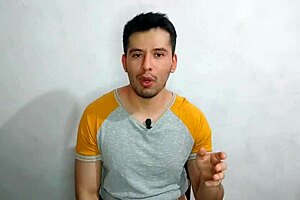 Young doctor gets penetrated by his boss, the mature doctor with a 23cm thick cock in the hospital cubicle 😏